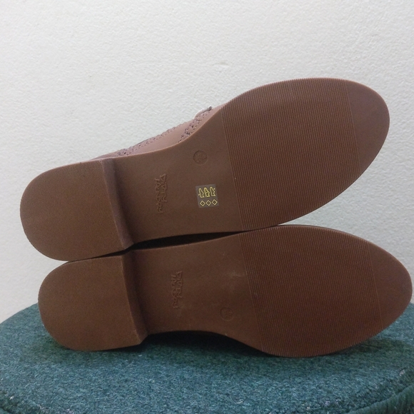 🆕 Casual Oxford Brogue Shoe - Picture 5 of 8